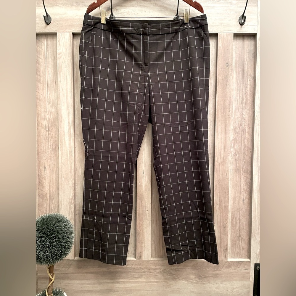 Amanda & Chelsea Cropped Pant